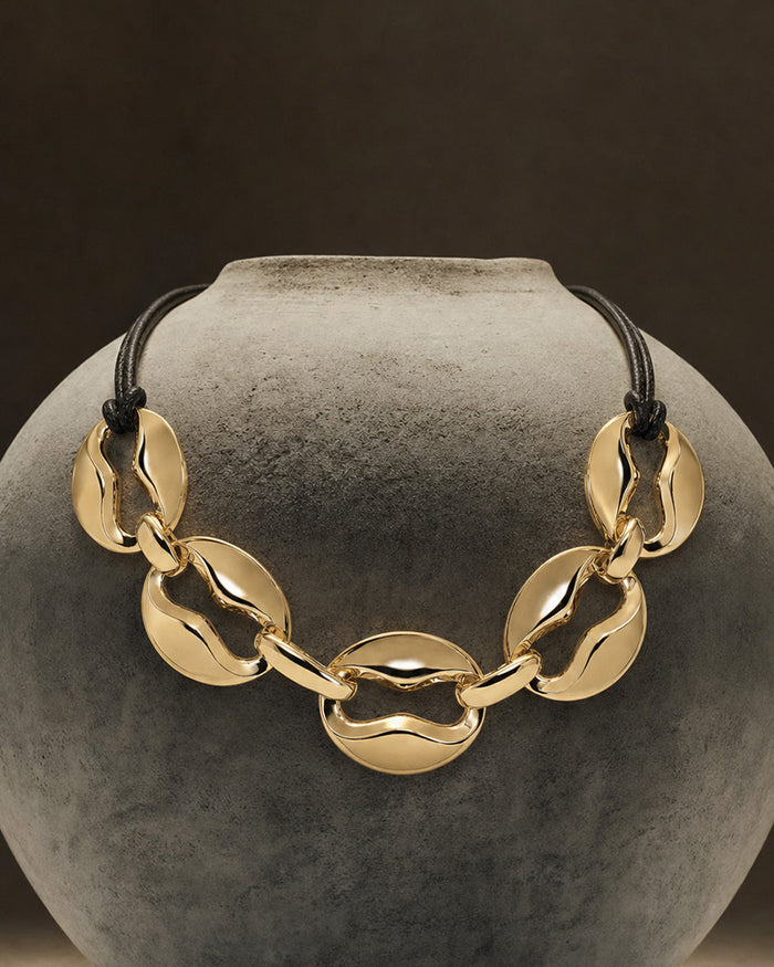 Collares